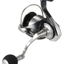 Molinete Daiwa Certate SW — Daiwa, detalhe de perto