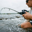 Carretilha Daiwa Saltiga IC em uso: brigando com o peixe, vara dobrada