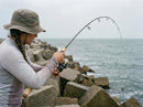 Vara Shimano Cardiff Stream Premium B64L em uso: brigando com o peixe, vara arqueada